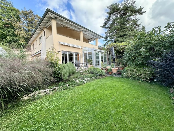 MEDITERRANER STIL, MIT WINTERGARTEN AM REBBERG 5