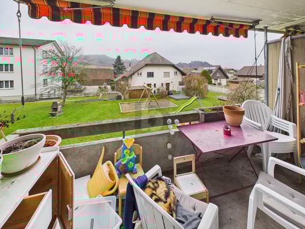 GROSSZÜGIG UND GUT ANGEBUNDEN 5