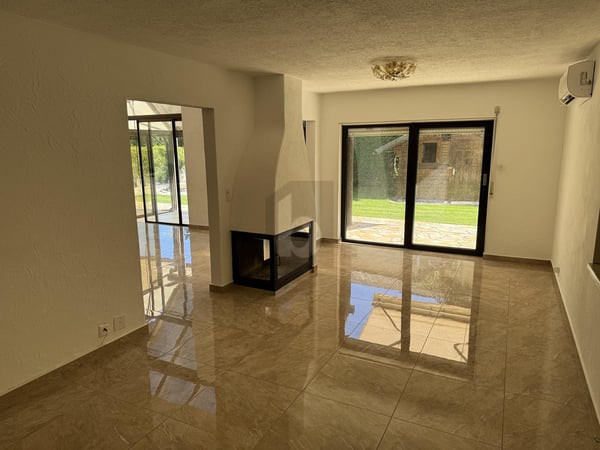 ECRIN LUMINEUX ET RAFFINÉ AU MILIEU DES VIGNES 3