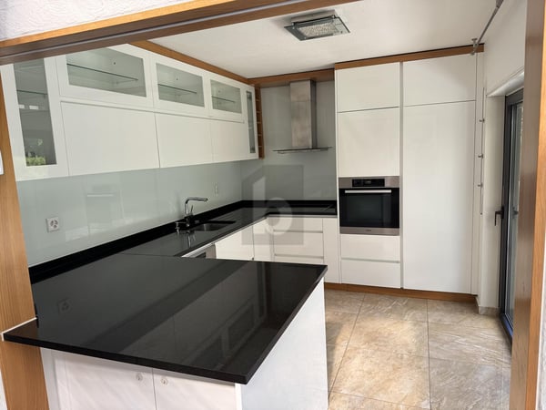 ECRIN LUMINEUX ET RAFFINÉ AU MILIEU DES VIGNES 5