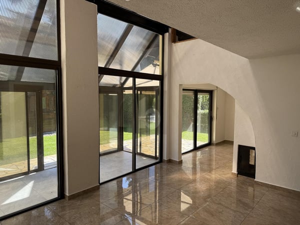 ECRIN LUMINEUX ET RAFFINÉ AU MILIEU DES VIGNES 4