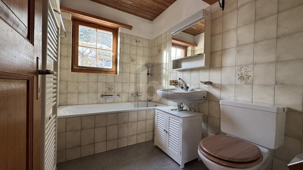 RUSTIKAL INMITTEN DER BERGE 4