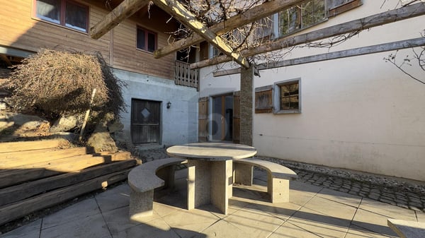 RUSTIKAL INMITTEN DER BERGE 5