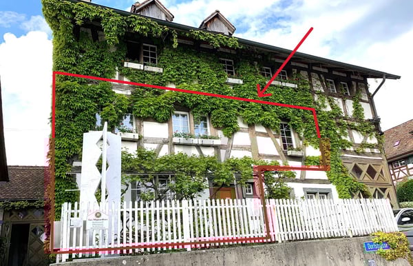 KOMPLETT MÖBLIERT MIT SONNENTERRASSE UND GARTEN 1