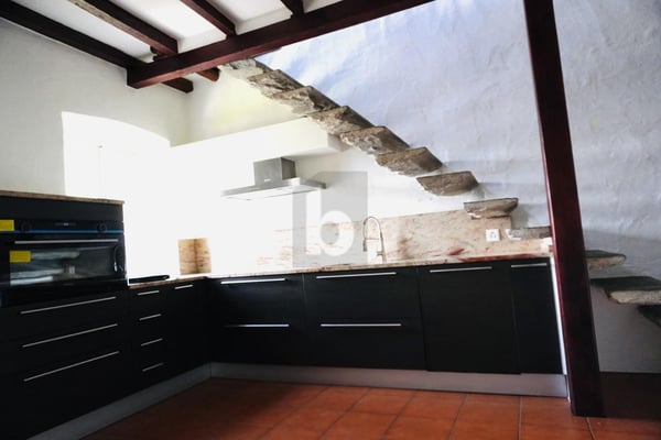 ACCOGLIENTE E RUSTICO 4