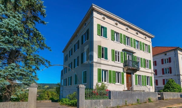 REFAIT À NEUF 1 LOYER NET OFFERT 1