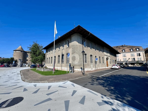 SITUATION EXCEPTIONNELLE AU BORD DU LAC 1