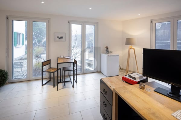 IDEAL FÜR KOSMETIK, COIFFEUR ETC. INKL. PARKPLATZ 2