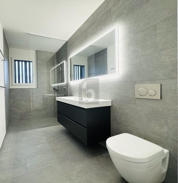 LUXURIÖSER NEUBAU DIREKT AM SEE 3