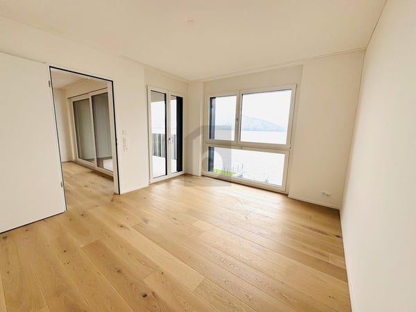 LUXURIÖSER NEUBAU DIREKT AM SEE 4