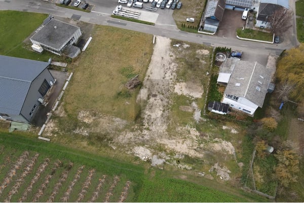 BUSINESS-STANDORT MIT ZUSÄTZLICHEN RAUMEINHEITEN 3