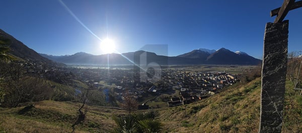 TRANQUILLO E SOLEGGIATO CON MERAVIGLIOSA VISTA 4