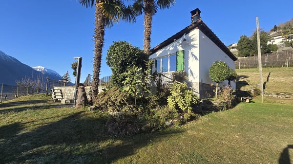 TRANQUILLO E SOLEGGIATO CON MERAVIGLIOSA VISTA 2