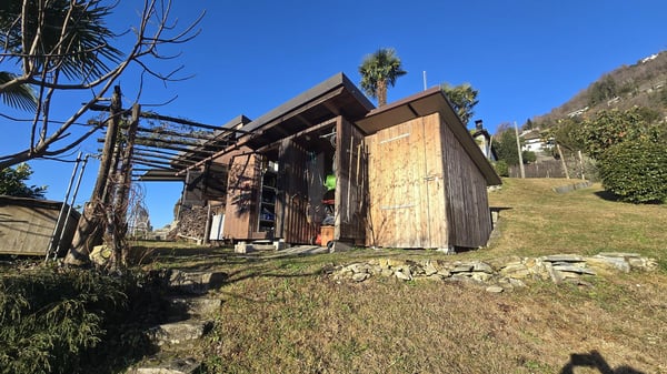 TRANQUILLO E SOLEGGIATO CON MERAVIGLIOSA VISTA 3