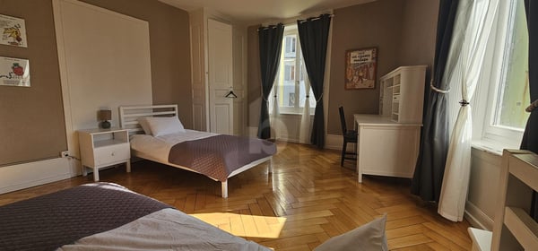 TRÈS LUMINEUX ET CHALEUREUX 3