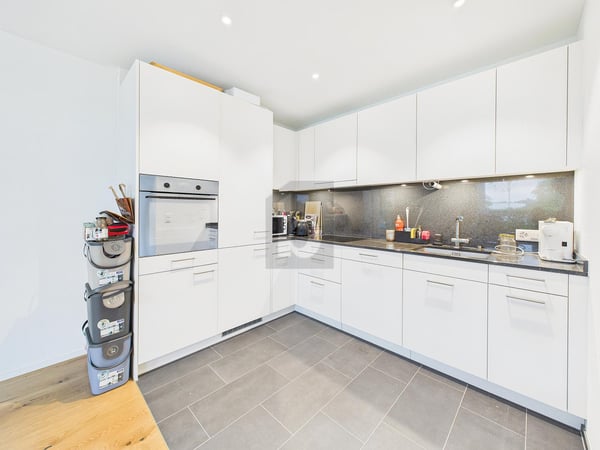 HOCHWERTIG MIT SONNIGEM GARTEN 4