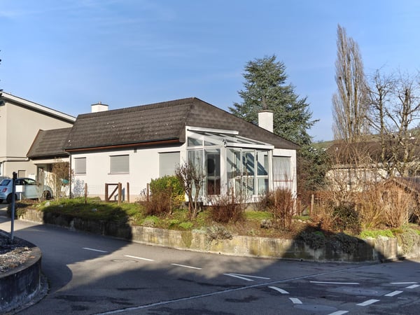 RUHIG UND FAMILIENFREUNDLICH MIT WINTERGARTEN 1