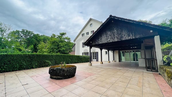 GROSSZÜGIG, RUHIG, FAMILIENFREUNDLICH 1