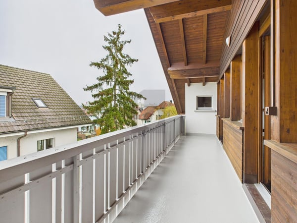 SEHR GROSSZÜGIGER GRUNDRISS MIT ZWEI BALKONEN 5