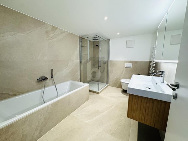 ELEGANT UND STILVOLL MIT HERRLICHER AUSSICHT 2