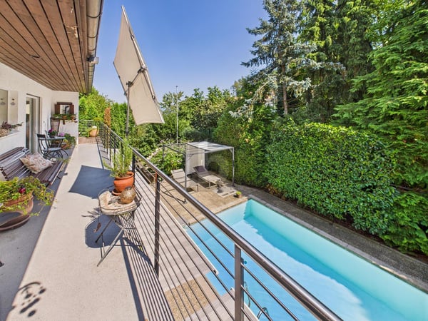 TRAUM-OASE MIT POOL 2