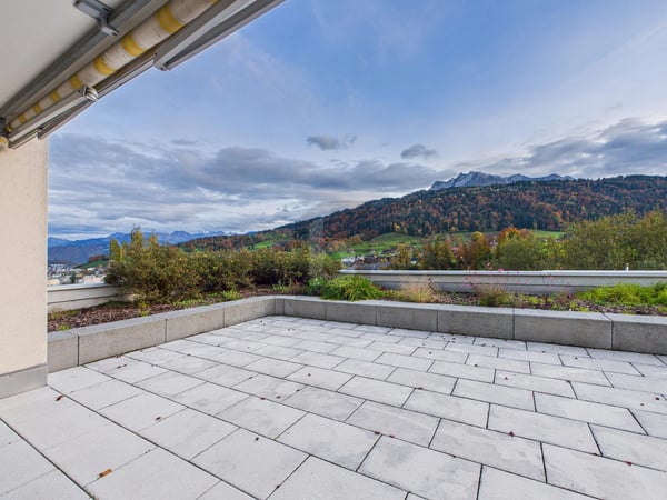 SANIERT, PFLEGELEICHT MIT PRACHTVOLLER AUSSICHT 1