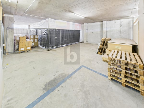 PRAKTISCH UND GUT ANGEBUNDEN 2