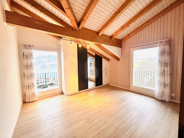 LICHTDURCHFLUTET MIT HERRLICHER AUSSICHT 4