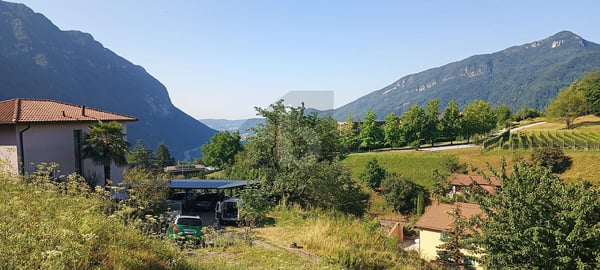 TERRENO EDIFICABILE CON VISTA APERTA 1