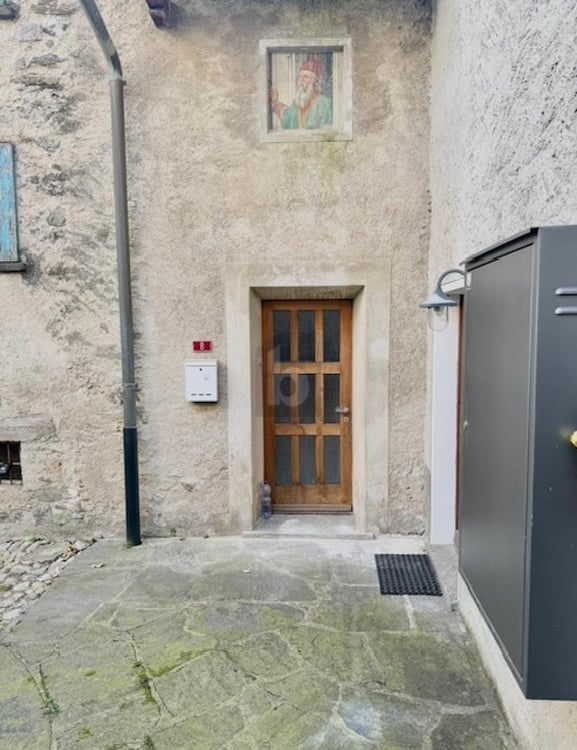 AMPIO RUSTICO CON GRANDE POTENZIALE 2