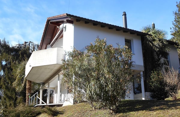 SPAZIOSA E SOLEGGIATO CON TERRENO 3