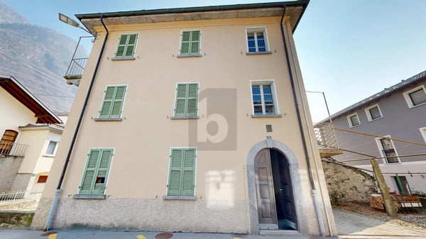 SPAZIOSA E SOLEGGIATA IN POSIZIONE CENTRALE 2