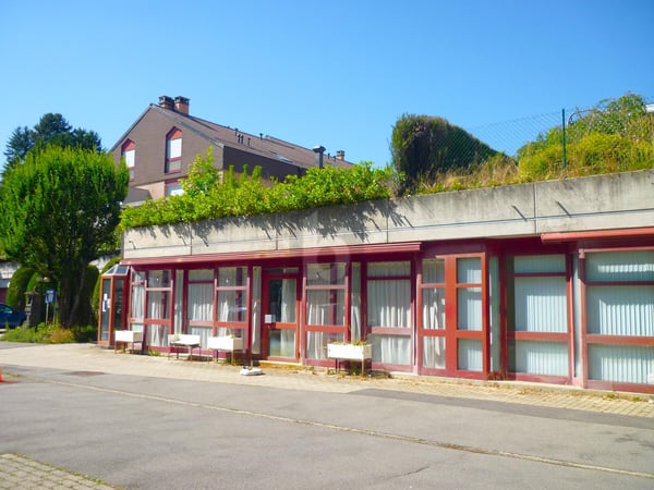 RESTAURANT SANS PAS-DE-PORTE 2