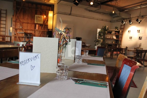 SCHMUCKSTÜCK IM DORFKERN - IDEAL FÜR GASTRO 2