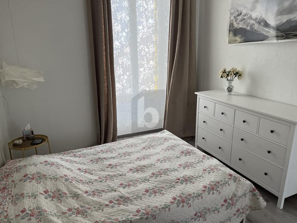 CHARMANT, LICHTDURCHFLUTET UND SONNIG 3