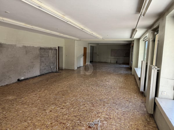 EMPLACEMENT PREMIUM 5