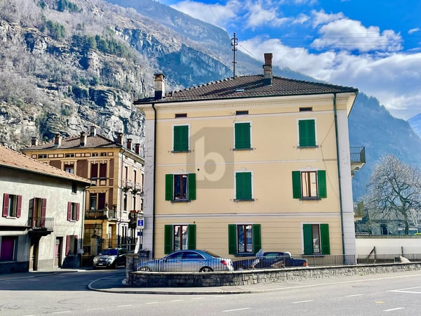 CASA DA 4 APPARTAMENTI INTERESSANTE 2