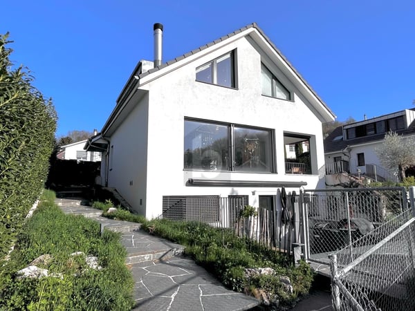 GARTEN MIT POOL UND ATTRAKTIVER BAURECHTSZINS 4