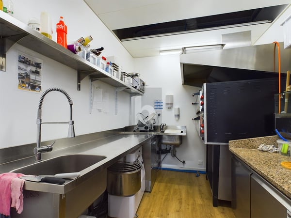 À PROXIMITÉ DE LA GARE ET GYMNASE DE RENENS ! 4