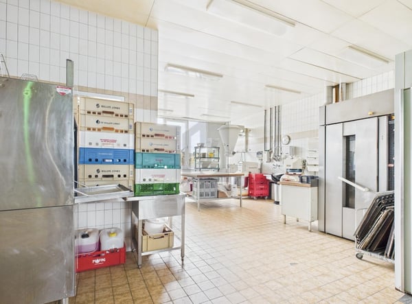 SURFACE FLEXIBLE ET BIEN DESSERVIE 1