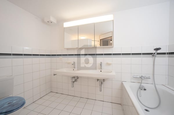 FRISCH RENOVIERT AN ZENTRALER LAGE 5