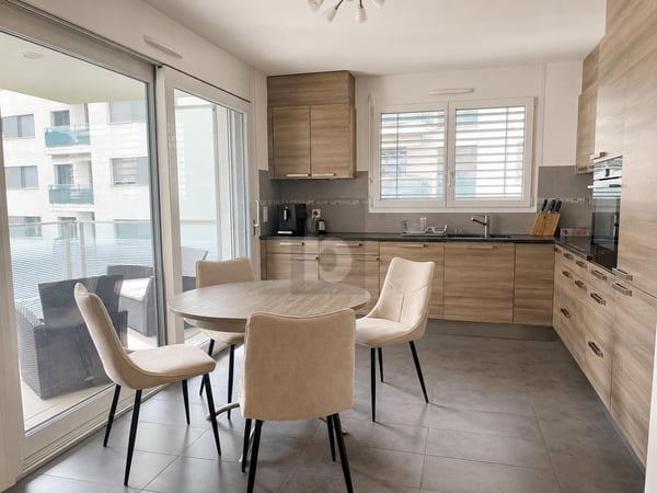 MODERNE, MEUBLÉ & CENTRAL 2