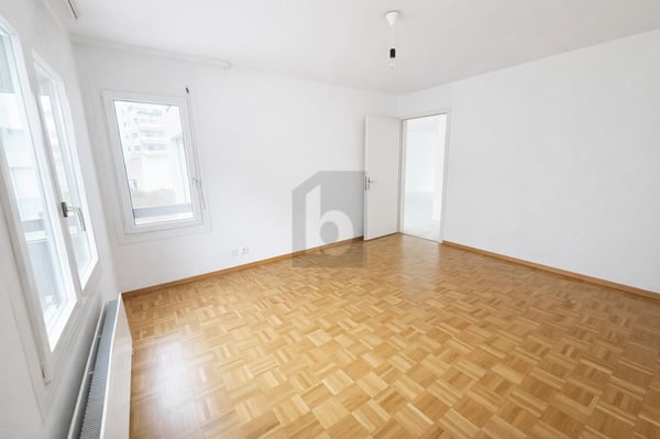 GRAND ESPACE EN PLEIN CENTRE 3