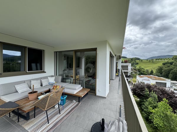 EXKLUSIV UND RUHIG MIT UNVERBAUBARER AUSSICHT! 1