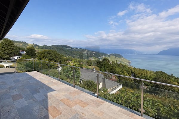 INDIVIDUELLE ET SPACIEUSE AVEC VUE INCROYABLE 4