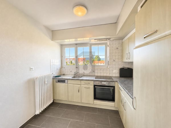 LICHTDURCHFLUTET MIT GROSSEM BALKON 3