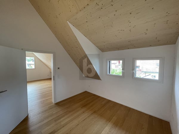 MODERNES UND GEMÜTLICHES WOHLFÜHLEN 5