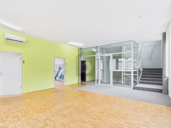 RESERVIERT 2