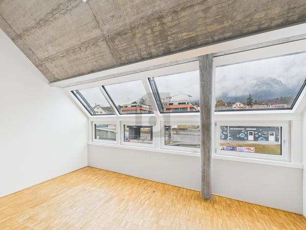 MODERN UND GROSSZÜGIG AN ZENTRALE LAGE 2