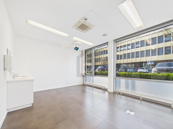 CABINET & BUREAU - SOUS-LOCATION POSSIBLE 2